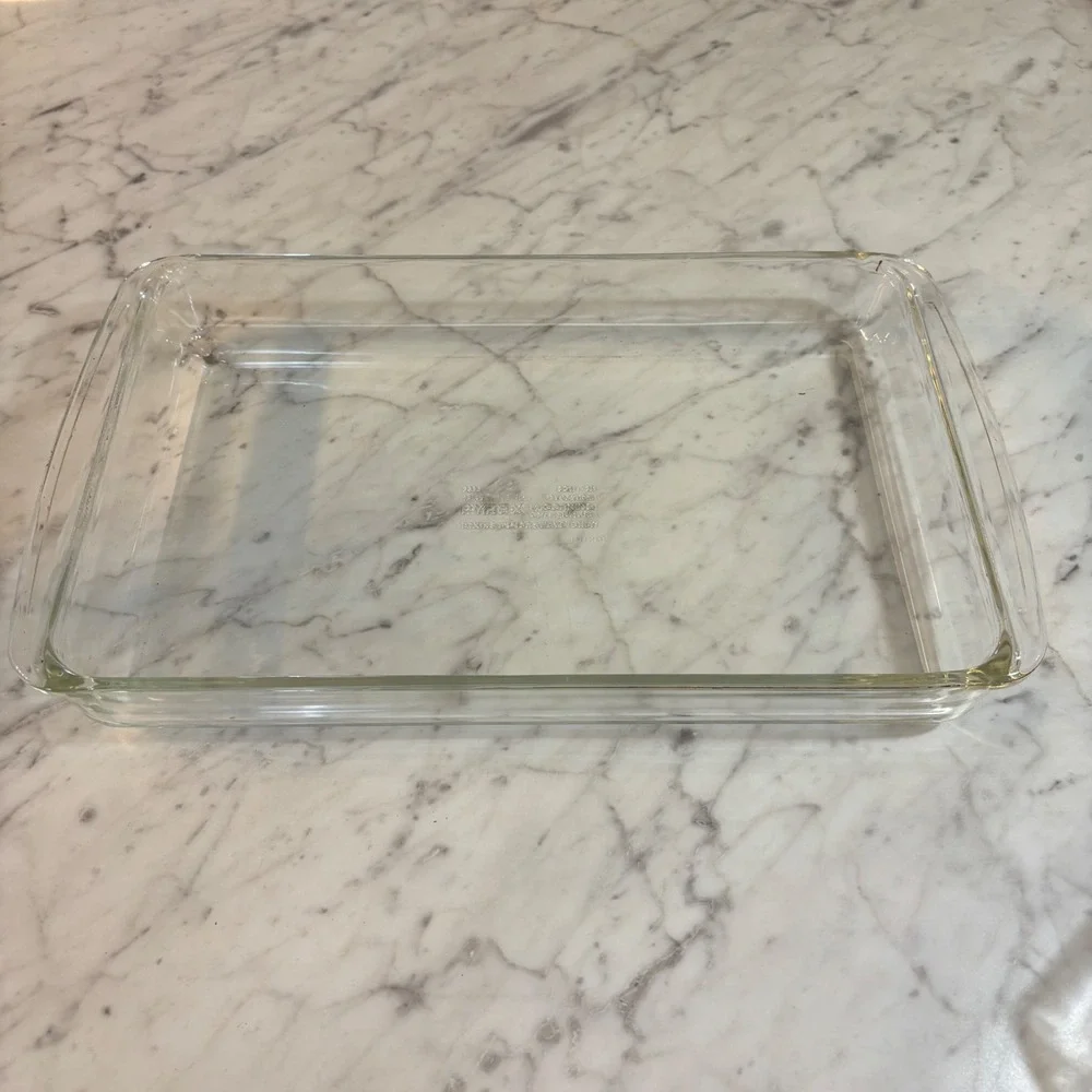 Vintage Pyrex 233 Clear Glass Rectangular BakingDish 3 Quart 13.5x8.75x2 Corning